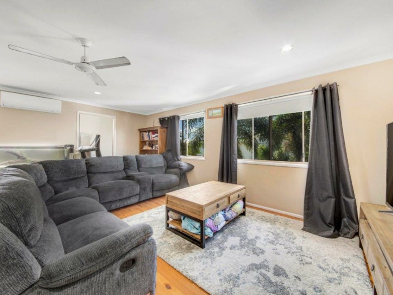 4 Lomandra Street, Boyne Island QLD 4680
