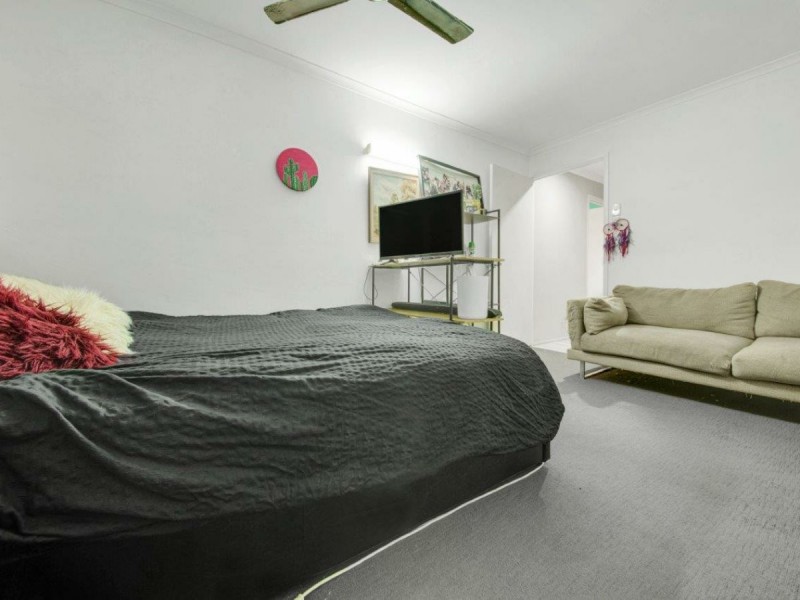 4 Lomandra Street, Boyne Island QLD 4680