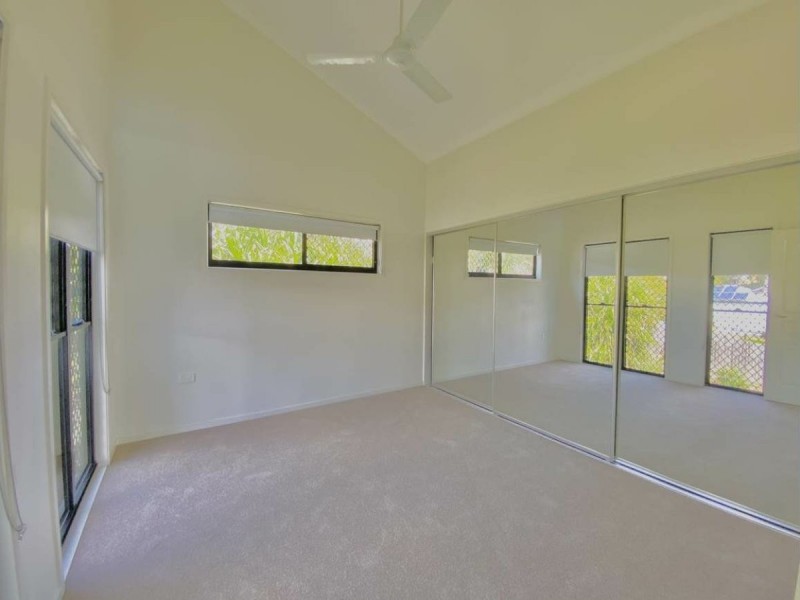 20 Lighthouse Drive, Boyne Island QLD 4680