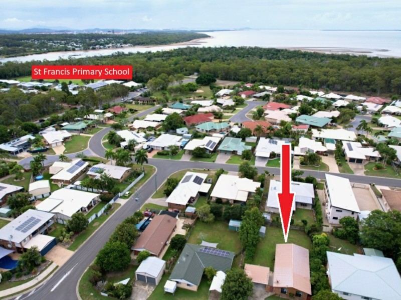 88 Booth Avenue, Tannum Sands QLD 4680
