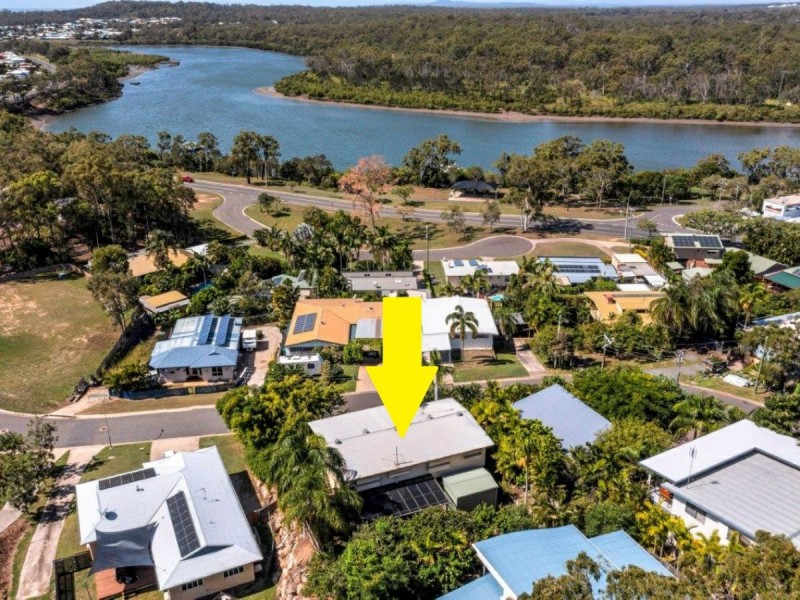21 Marina Ave, Boyne Island QLD 4680