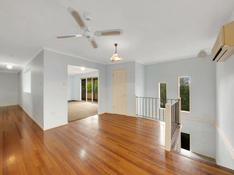 21 Marina Ave, Boyne Island QLD 4680