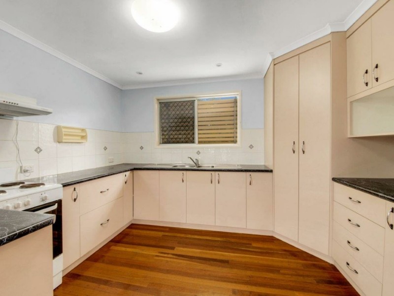 21 Marina Ave, Boyne Island QLD 4680