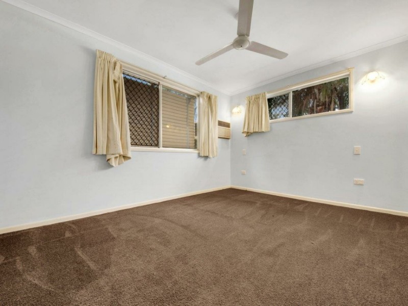 21 Marina Ave, Boyne Island QLD 4680