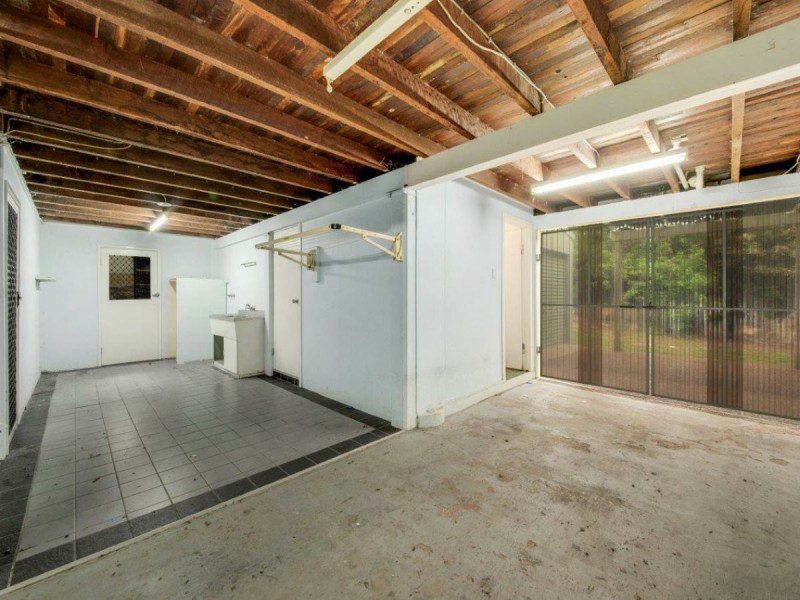 21 Marina Ave, Boyne Island QLD 4680