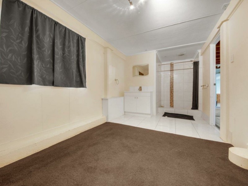 21 Marina Ave, Boyne Island QLD 4680