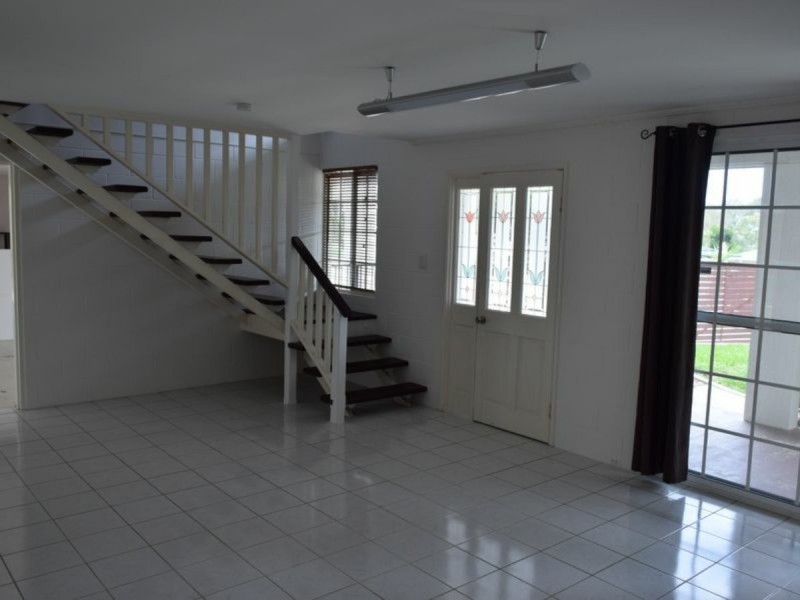 40 Malpas Street, Boyne Island QLD 4680