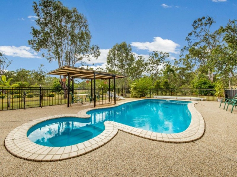 231 Awoonga Dam Road, Benaraby QLD 4680