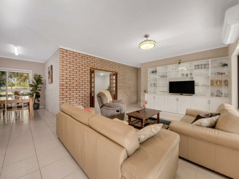 231 Awoonga Dam Road, Benaraby QLD 4680