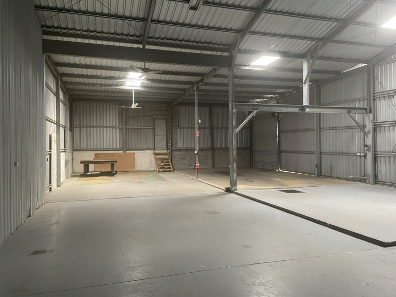 2/1 DENNIS STREET, Boyne Island QLD 4680