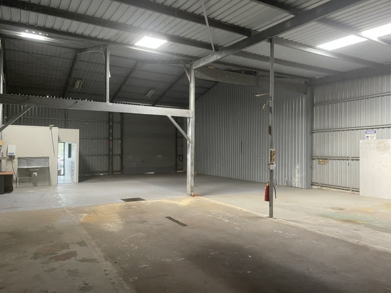 2/1 DENNIS STREET, Boyne Island QLD 4680