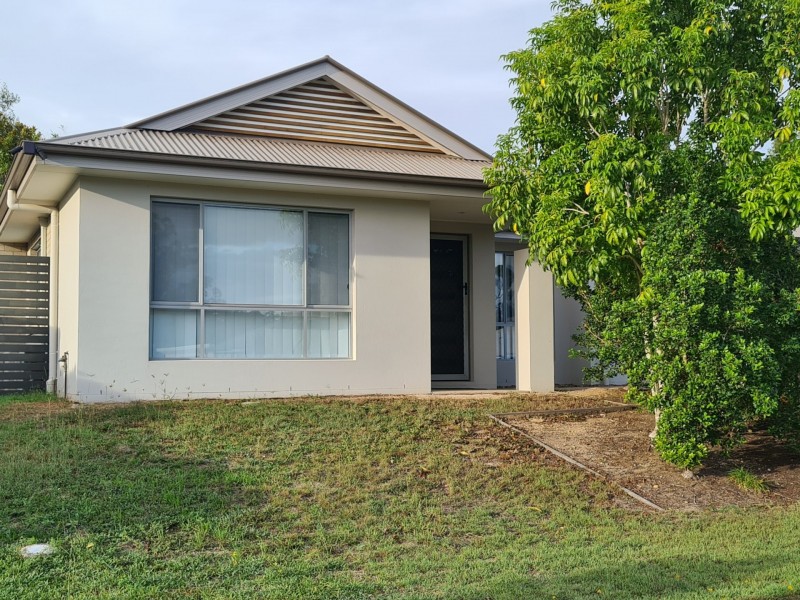 21 Tulipwood Cct, Boyne Island QLD 4680