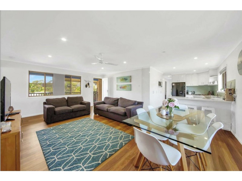 6 Jenkinson Street, Tannum Sands QLD 4680
