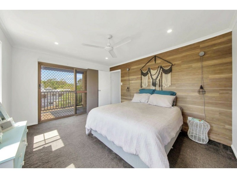 6 Jenkinson Street, Tannum Sands QLD 4680