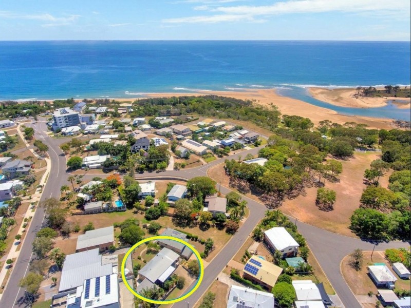 6 Jenkinson Street, Tannum Sands QLD 4680
