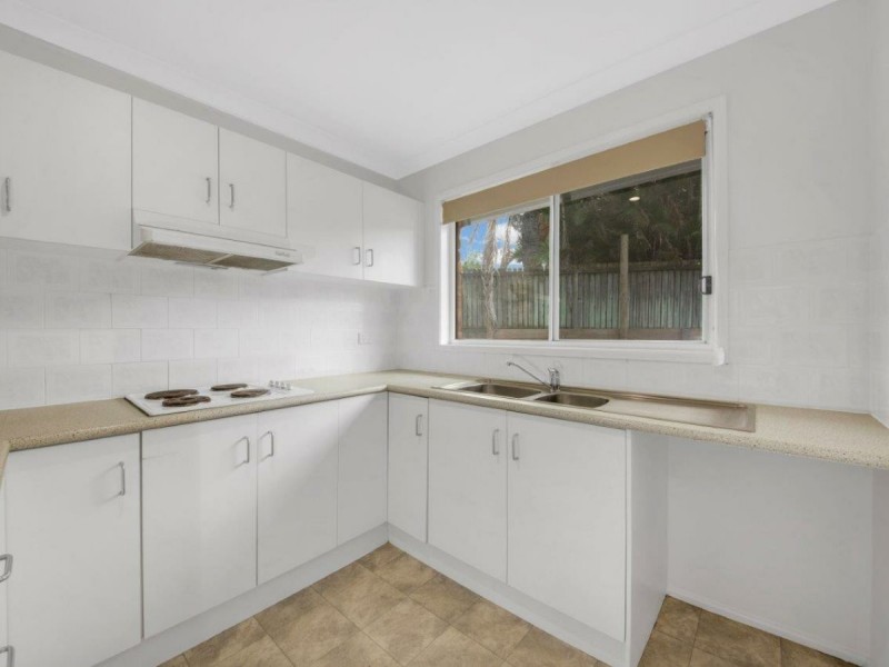 11 Kirrang Place, Boyne Island QLD 4680