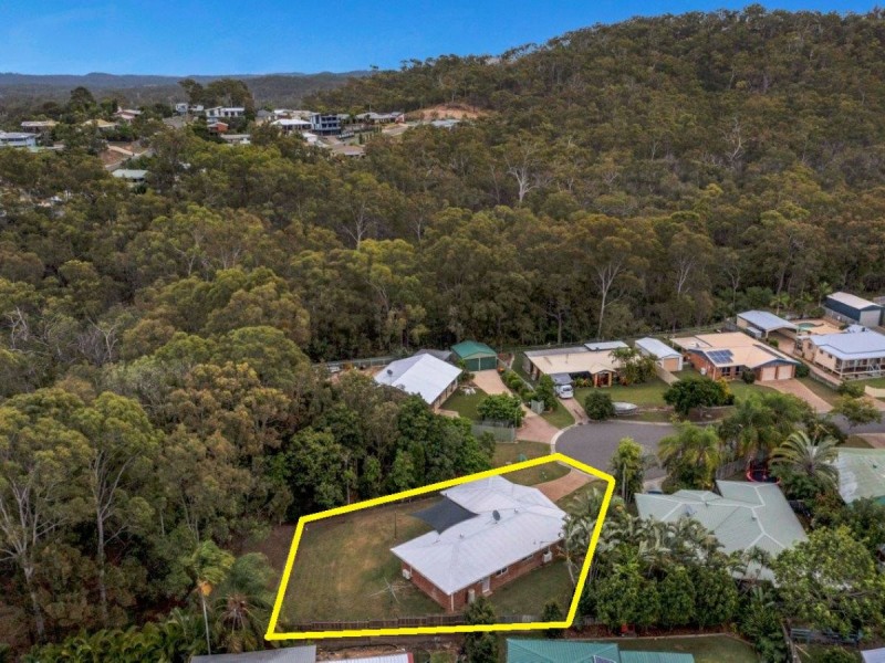 11 Kirrang Place, Boyne Island QLD 4680