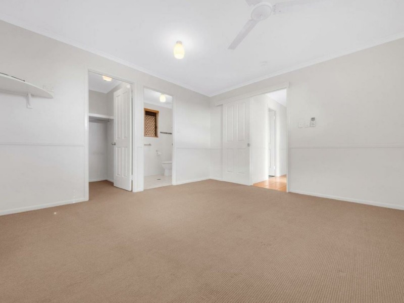 6 Graham Street, Tannum Sands QLD 4680