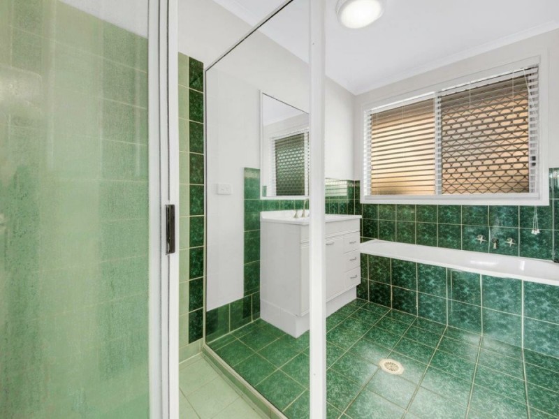 6 Graham Street, Tannum Sands QLD 4680