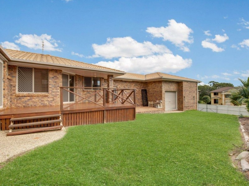 6 Graham Street, Tannum Sands QLD 4680