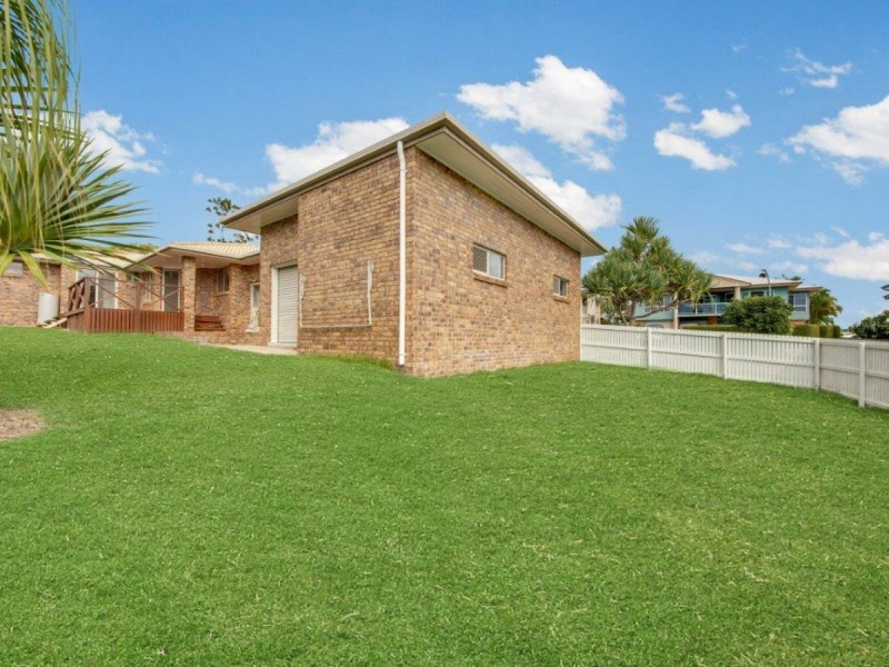 6 Graham Street, Tannum Sands QLD 4680