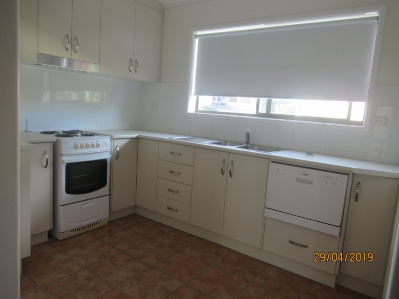 4/36 Kent Street, West Gladstone QLD 4680