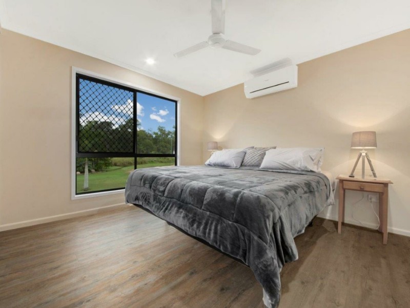 34 McPherson Road, Boyne Island QLD 4680