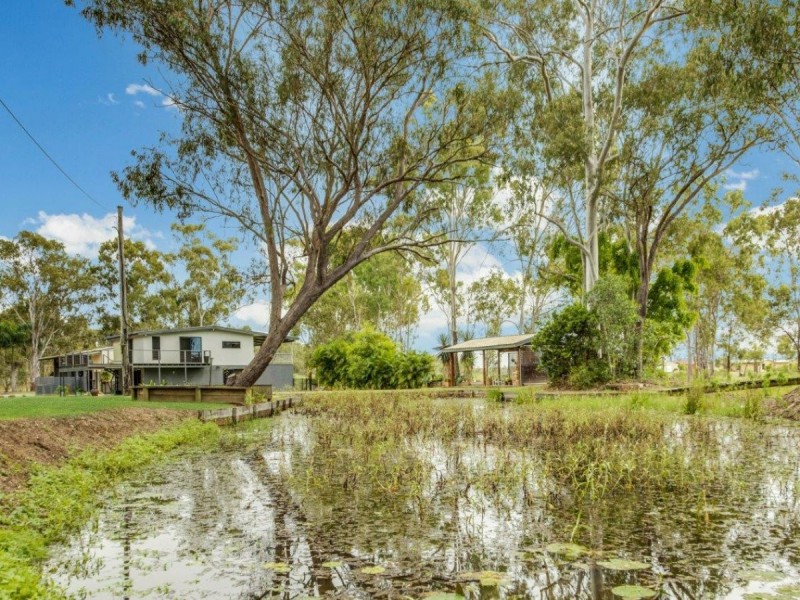34 McPherson Road, Boyne Island QLD 4680