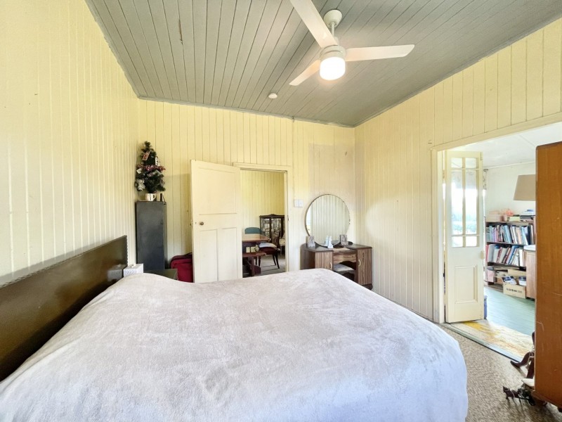 595 Red Hill Road, Bororen QLD 4678