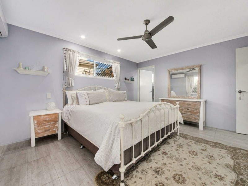13 Geoffrey Thomas Drive, Tannum Sands QLD 4680