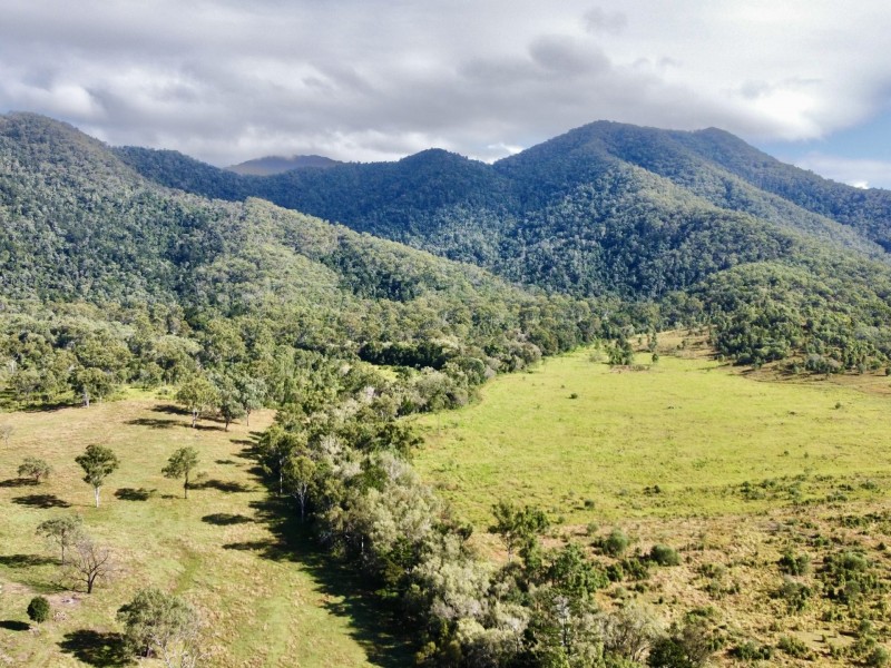 284 Mossman Road, Colosseum QLD 4677