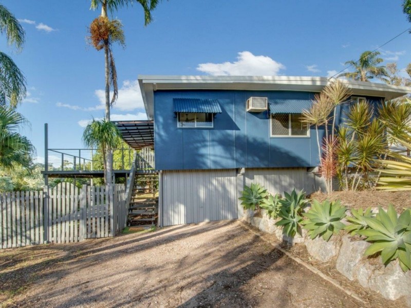 16 Marina Avenue, Boyne Island QLD 4680