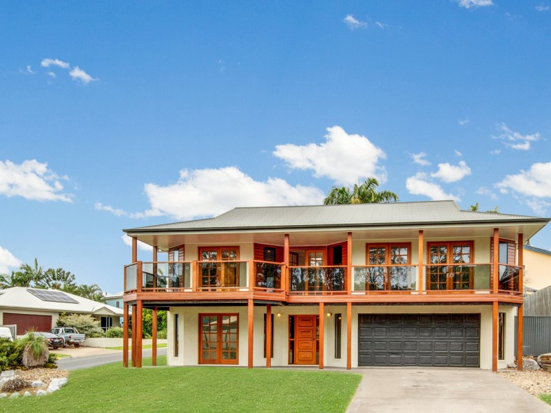 9 Lighthouse Drive, Boyne Island QLD 4680