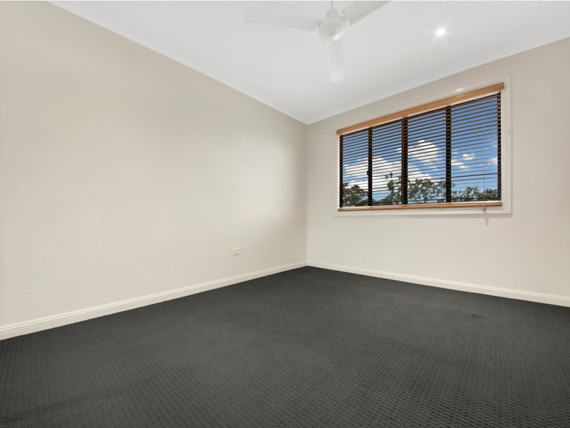 9 Lighthouse Drive, Boyne Island QLD 4680