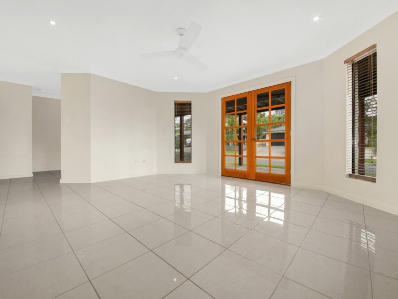 9 Lighthouse Drive, Boyne Island QLD 4680