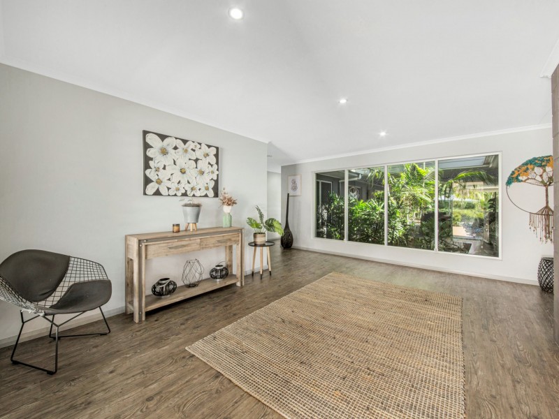 6 Tree Tops Close, O’connell QLD 4680