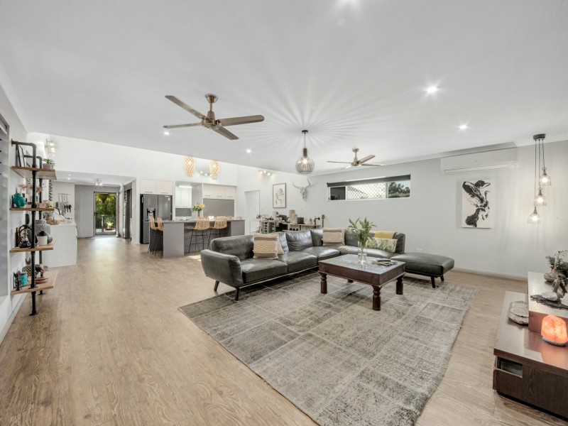 6 Tree Tops Close, O’connell QLD 4680