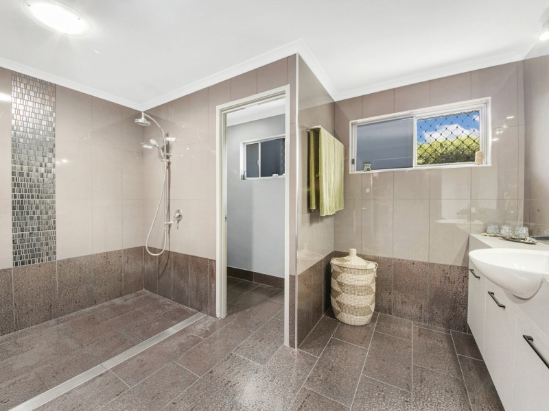 6 Tree Tops Close, O’connell QLD 4680