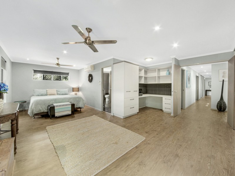 6 Tree Tops Close, O’connell QLD 4680