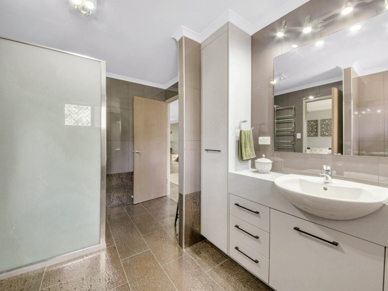 6 Tree Tops Close, O’connell QLD 4680