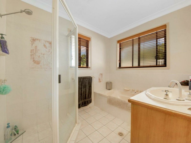 6 Delaney Court, Tannum Sands QLD 4680