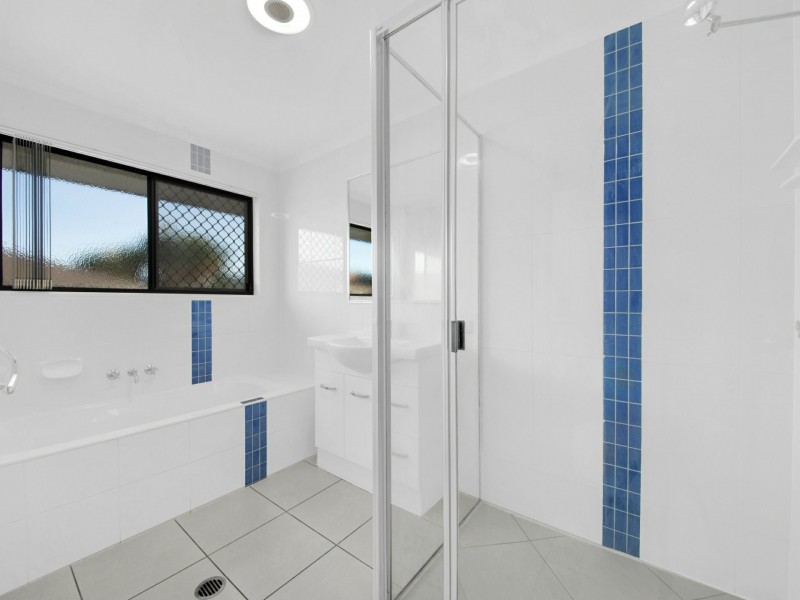 28 Surita Court, Boyne Island QLD 4680
