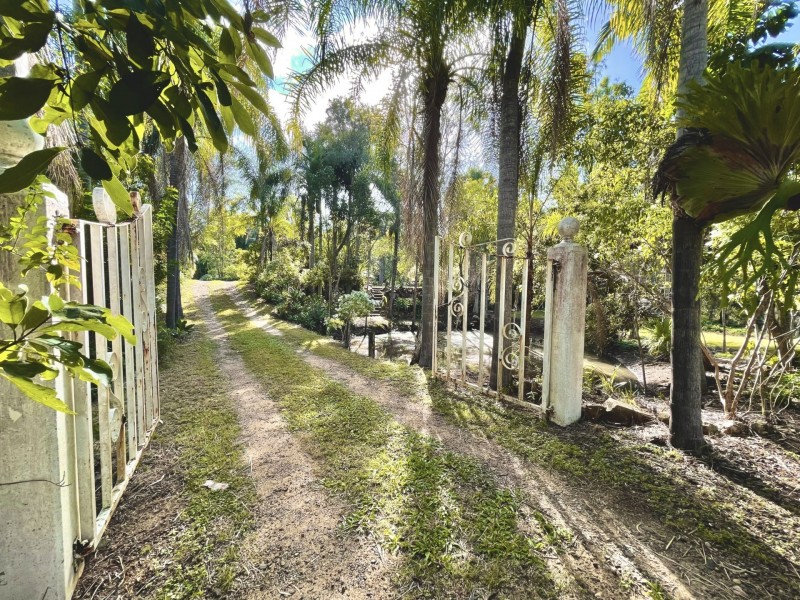 196 Bells Road, Rodds Bay QLD 4678