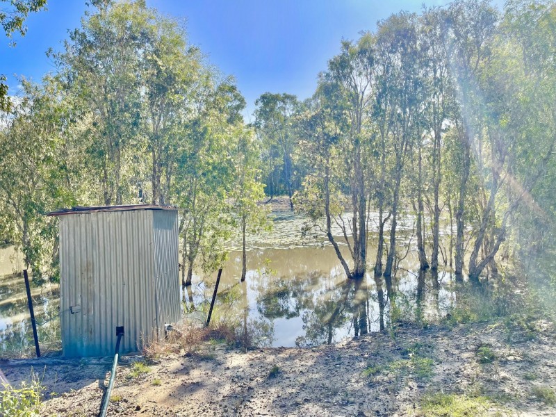 196 Bells Road, Rodds Bay QLD 4678