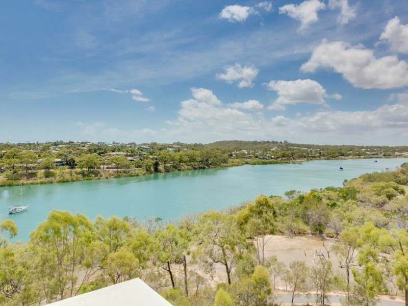 5/2 The Promenade, Boyne Island QLD 4680