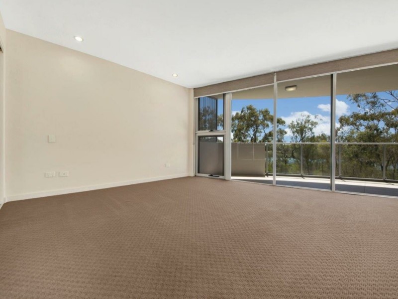 5/2 The Promenade, Boyne Island QLD 4680