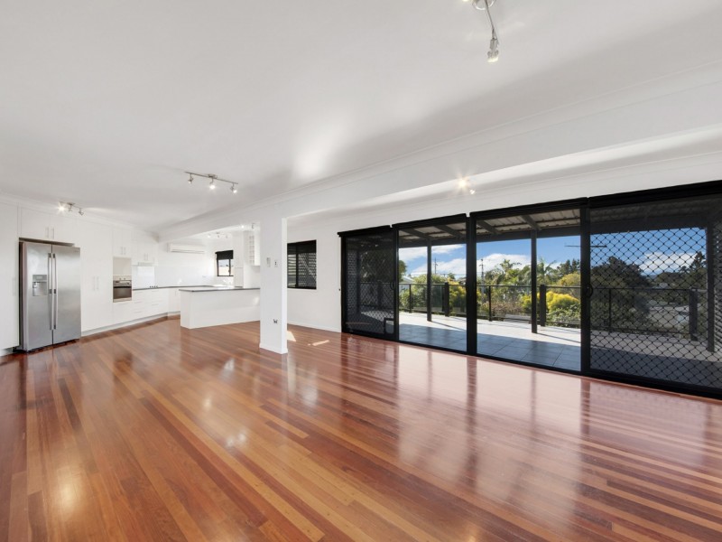 16 Alfred Street, Tannum Sands QLD 4680