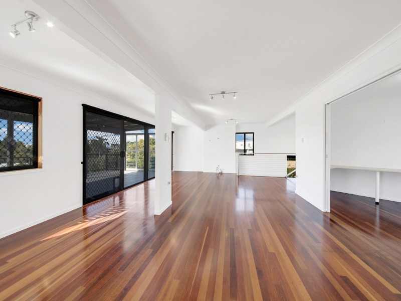16 Alfred Street, Tannum Sands QLD 4680