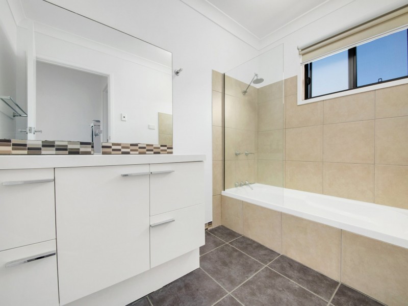 16 Alfred Street, Tannum Sands QLD 4680