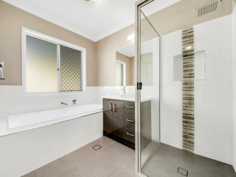 11 Groper Street, Tannum Sands QLD 4680